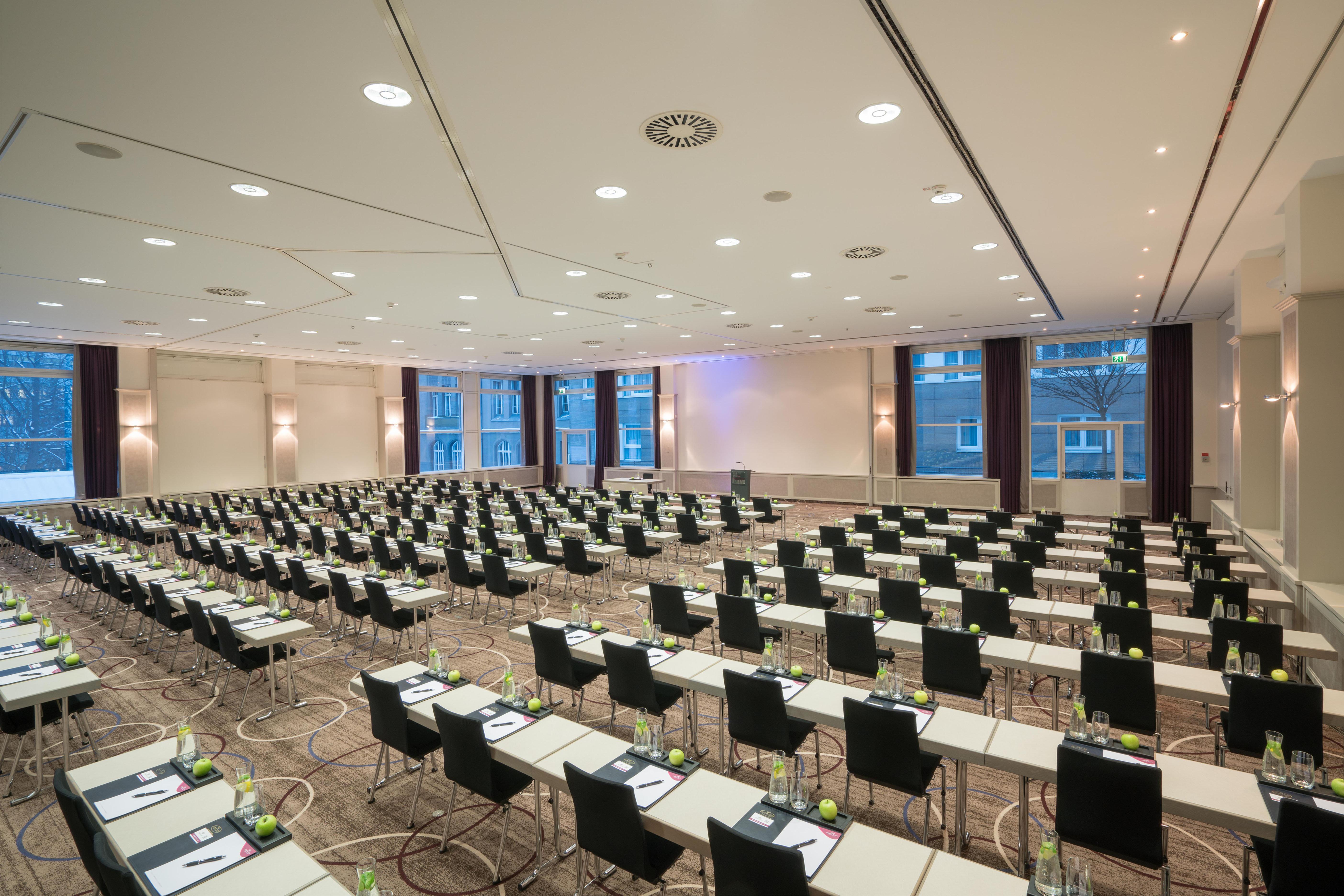 Crowne Plaza Centre Ku'damm By Ihg 4* Berlim