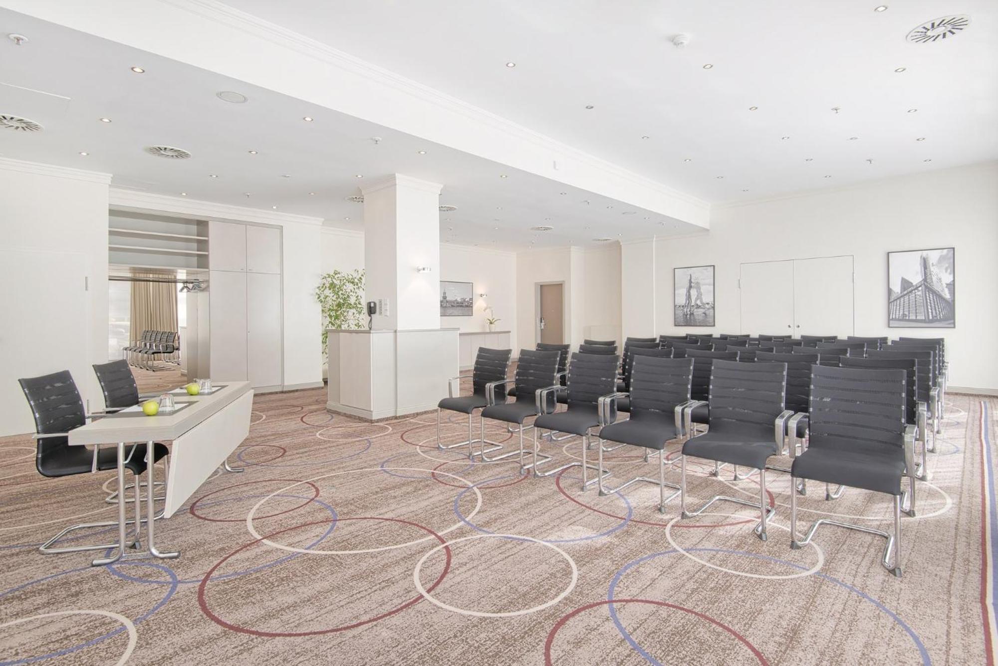 Crowne Plaza Centre Ku'damm By Ihg 4* Berlim